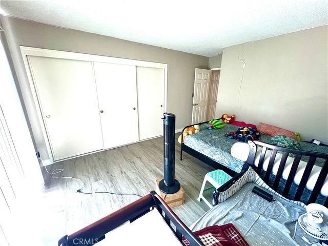 15712 Pasadena 8, Tustin, CA 92780