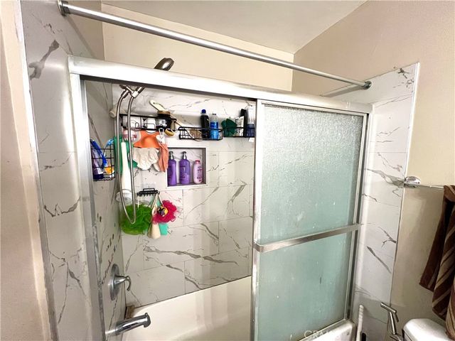 15712 Pasadena 8, Tustin, CA 92780
