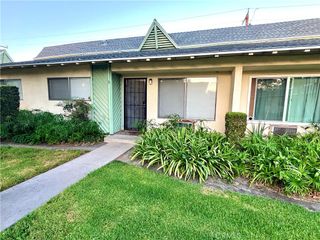 15712 Pasadena 8, Tustin, CA 92780