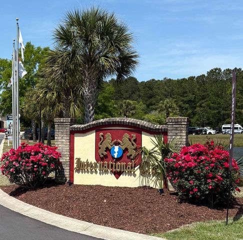 167 Glengrove Lane, Murrells Inlet, SC 29576