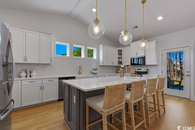 167 Glengrove Lane, Murrells Inlet, SC 29576