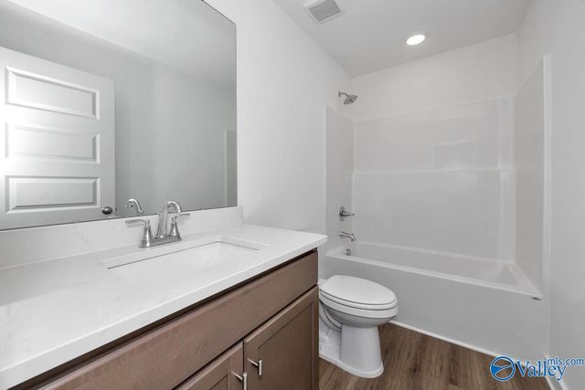 7574 Discovery Point Drive, Huntsville, AL 35806