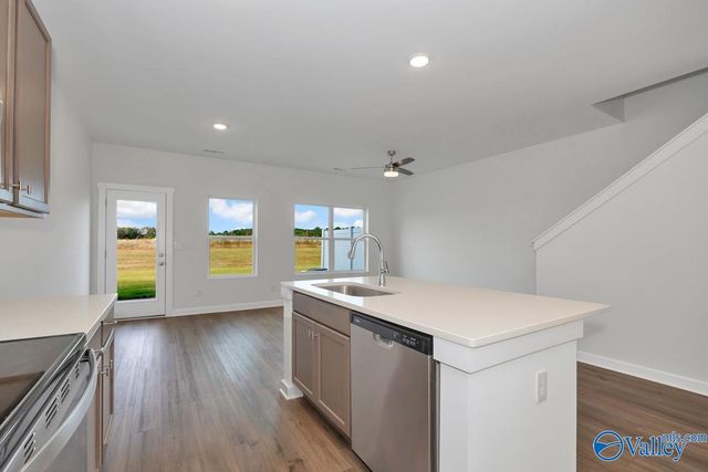 7574 Discovery Point Drive, Huntsville, AL 35806