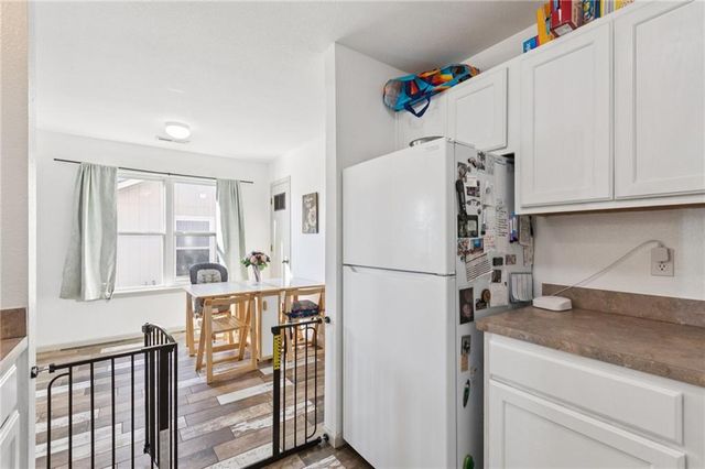 121 Silver Leaf Lane, Baldwin City, KS 66006