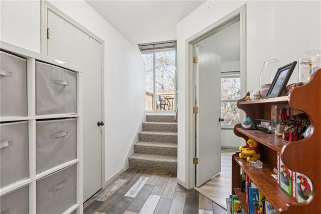 121 Silver Leaf Lane, Baldwin City, KS 66006