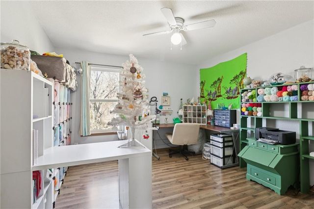 121 Silver Leaf Lane, Baldwin City, KS 66006