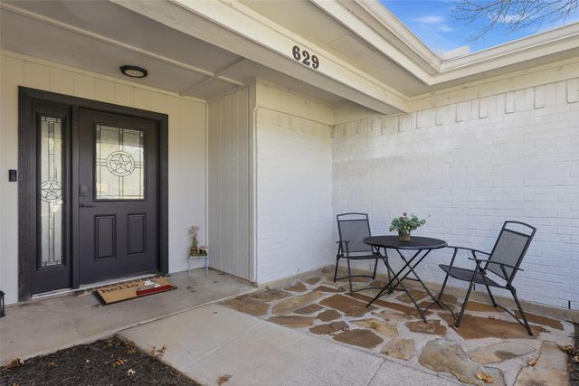 629 Owens Drive, Crowley, TX 76036