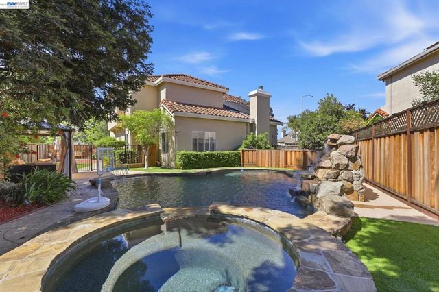 780 Avante PL, Morgan Hill, CA 95037