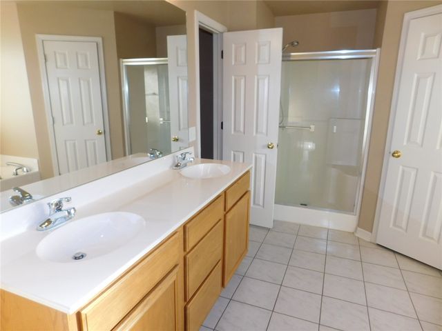 910 SW Cheyenne Drive, Bentonville, AR 72712
