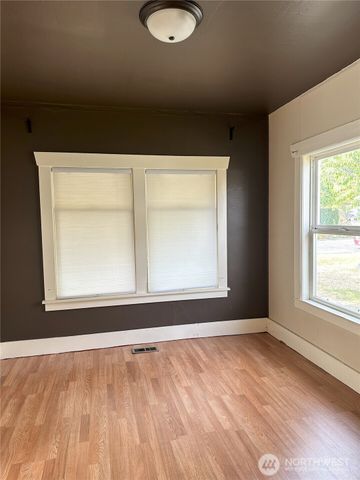 2306 C Street, Bellingham, WA 98225