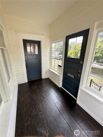 2306 C Street, Bellingham, WA 98225