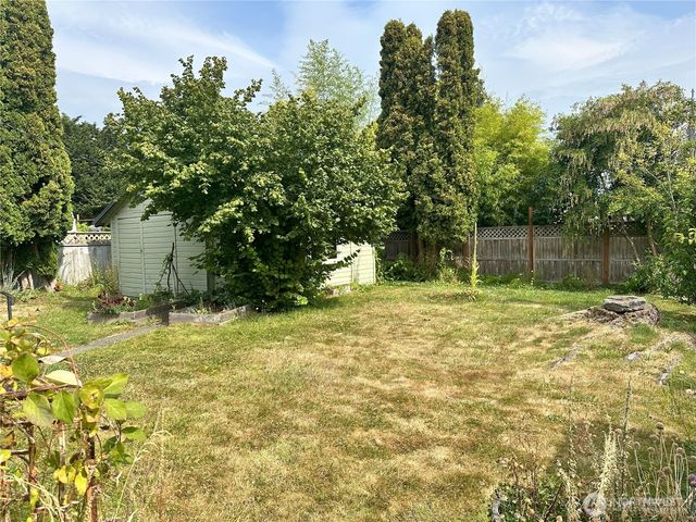 2306 C Street, Bellingham, WA 98225