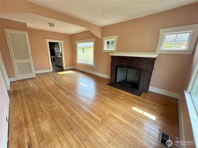 2306 C Street, Bellingham, WA 98225
