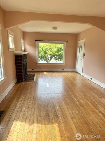 2306 C Street, Bellingham, WA 98225