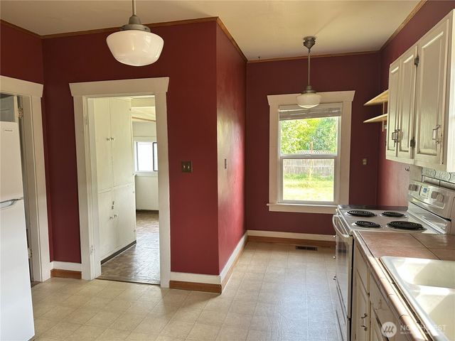 2306 C Street, Bellingham, WA 98225