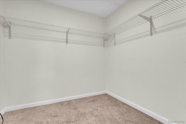 16350 Mack Avenue, Grosse Pointe Park, MI 48230