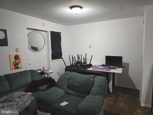 1011 REMINGTON ST, Chester, PA 19013