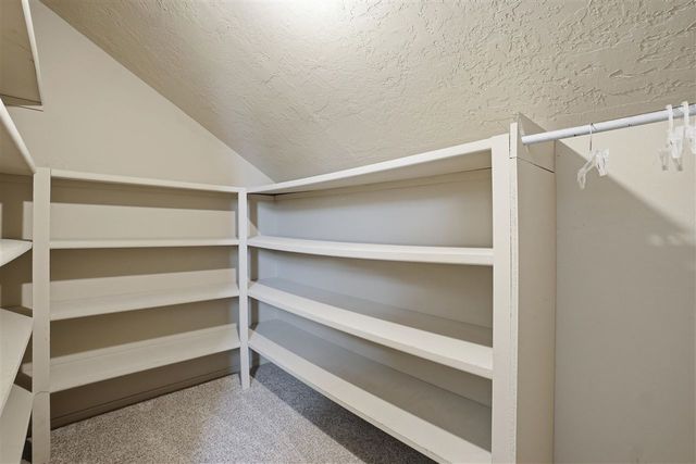 316 NW Ridgeview Way, Lawton, OK 73505