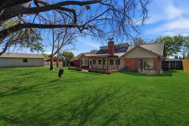 316 NW Ridgeview Way, Lawton, OK 73505