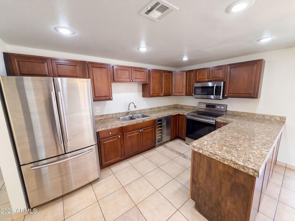 6208 W ALVARADO Road, Phoenix, AZ 85035 — photo 2