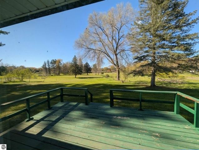 200 W First Street, Hersey, MI 49639