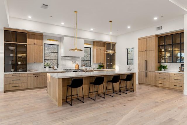 4930 Greyson Crk, El Dorado Hills, CA 95762