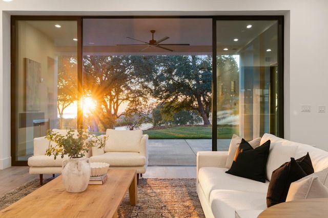 4930 Greyson Crk, El Dorado Hills, CA 95762