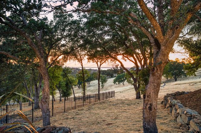 4930 Greyson Crk, El Dorado Hills, CA 95762