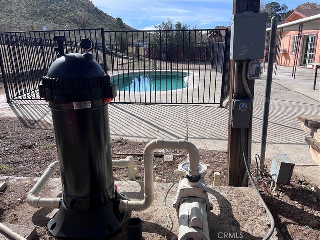 40020 176th Street E, Palmdale, CA 93591