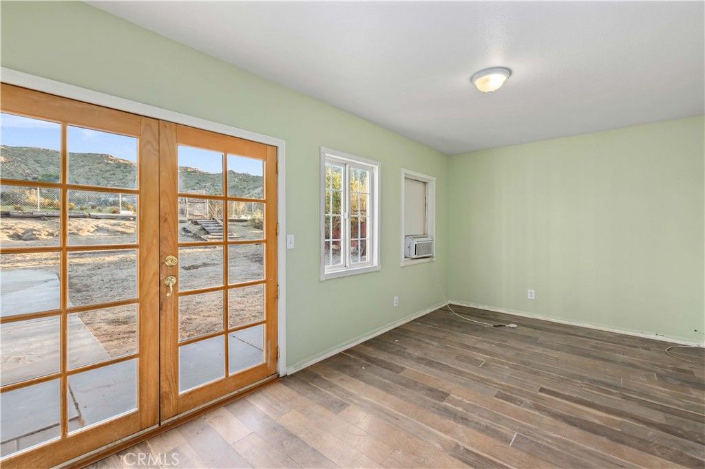 Image 18 of property listing at 40020 176th Street E, Palmdale, CA 93591