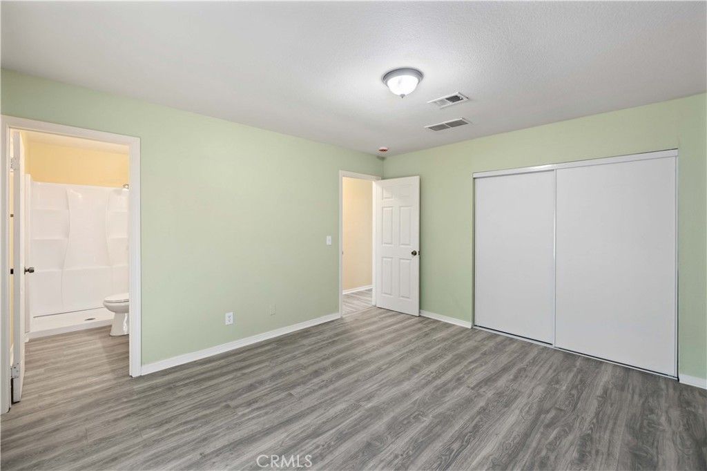 Image 21 of property listing at 40020 176th Street E, Palmdale, CA 93591