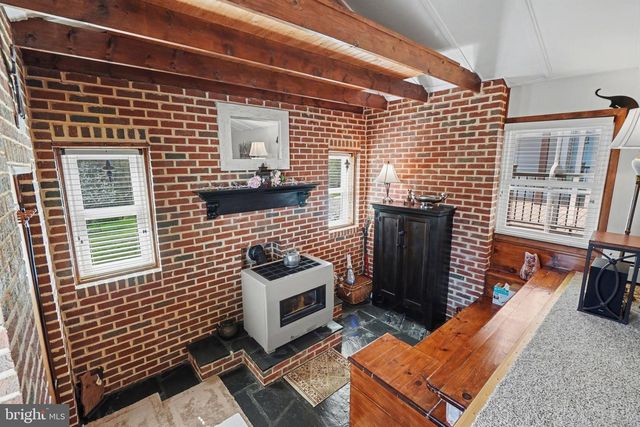 111 DORSEY LN, Dillsburg, PA 17019
