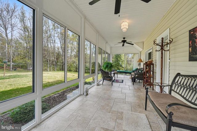 111 DORSEY LN, Dillsburg, PA 17019