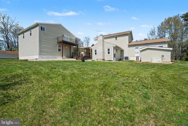 111 DORSEY LN, Dillsburg, PA 17019