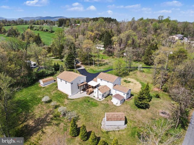 111 DORSEY LN, Dillsburg, PA 17019