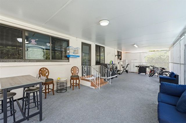 1421-1419 SW 76 ct, Miami, FL 33144