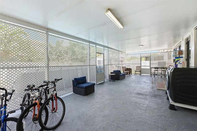 1421-1419 SW 76 ct, Miami, FL 33144