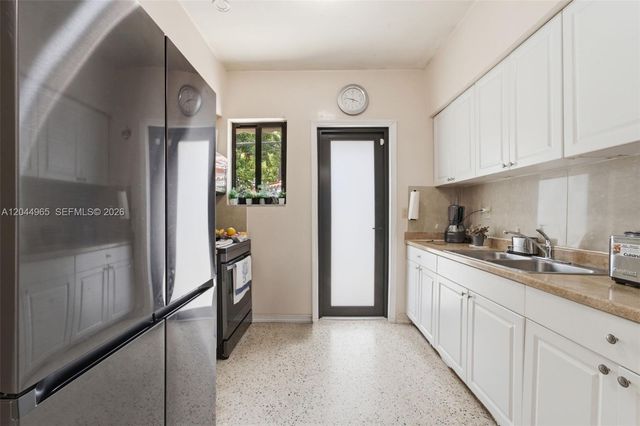 1421-1419 SW 76 ct, Miami, FL 33144