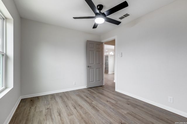 401 Kashmuir, San Antonio, TX 78223