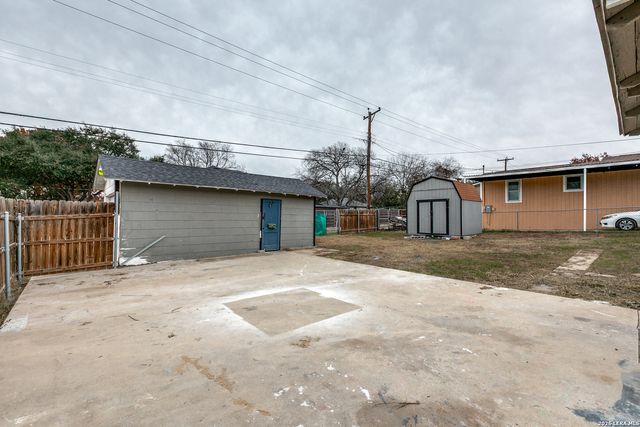 401 Kashmuir, San Antonio, TX 78223