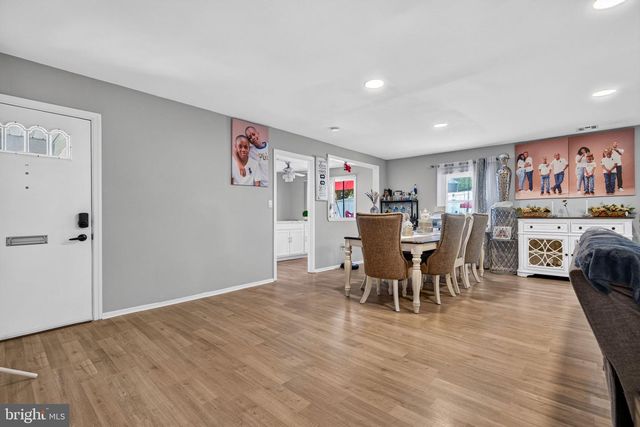 5 BABCOCK LN, Willingboro, NJ 08046