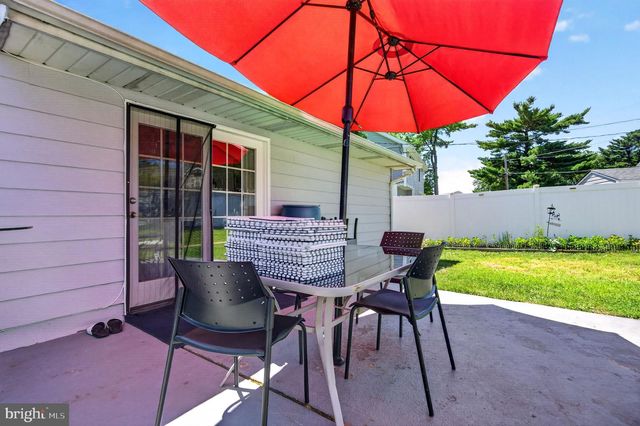 5 BABCOCK LN, Willingboro, NJ 08046