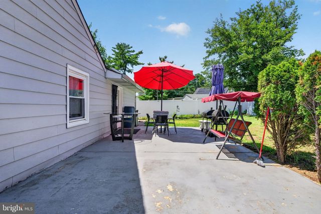 5 BABCOCK LN, Willingboro, NJ 08046