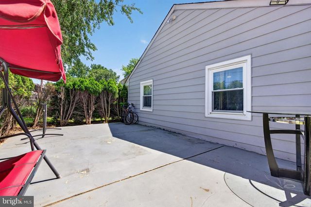 5 BABCOCK LN, Willingboro, NJ 08046