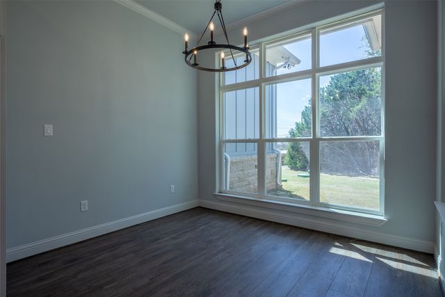 3702 Dry Creek Road, Granbury, TX 76049