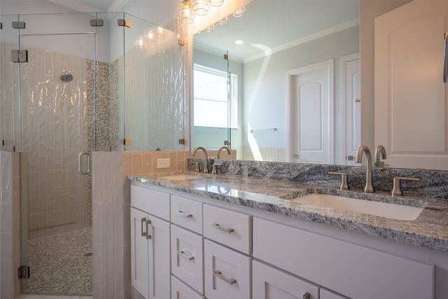 3702 Dry Creek Road, Granbury, TX 76049