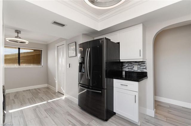 4321 Country Club BLVD # 207, Cape Coral, FL 33904