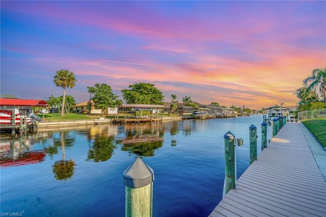 4321 Country Club BLVD # 207, Cape Coral, FL 33904