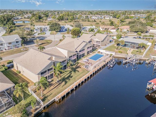 4321 Country Club BLVD # 207, Cape Coral, FL 33904