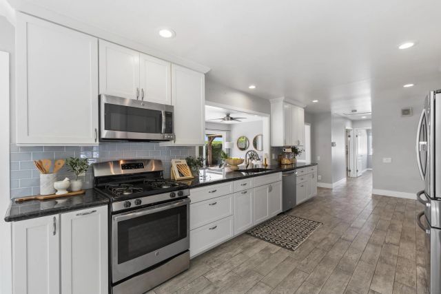 16172 Selva Dr, San Diego, CA 92128